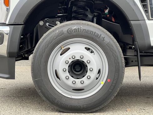 New 2026 Ford F550 2WD Regular Cab Super Duty image 22