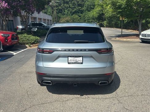 Used 2020 Porsche Cayenne AWD/4WD image 6