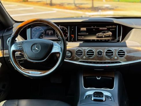 Used 2015 Mercedes-Benz S 550 Sedan image 34