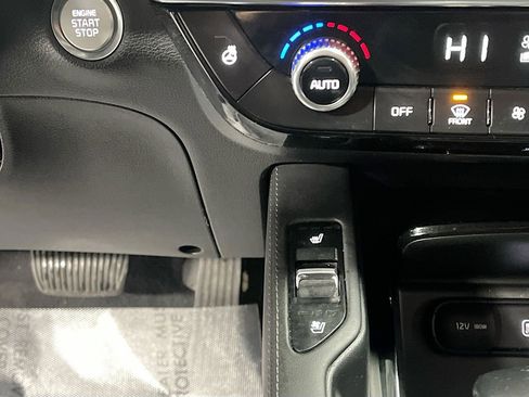 Used 2022 Kia Telluride EX w/ EX Premium Package image 21