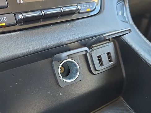 Used 2019 Chevrolet Tahoe LT image 30