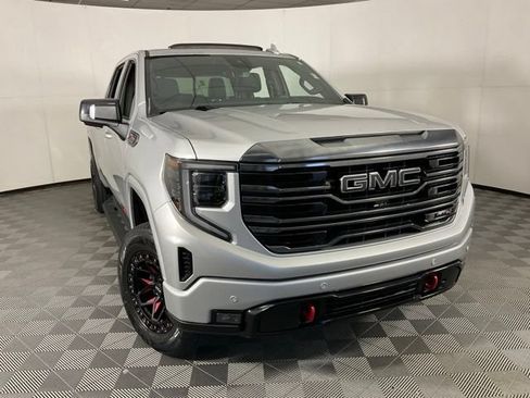 Used 2022 GMC Sierra 1500 AT4 AWD/4WD image 10