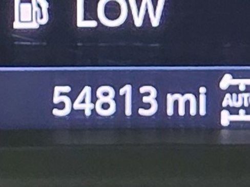 Used 2022 Chevrolet Silverado 1500 LT Trail Boss w/ Convenience Package II image 42