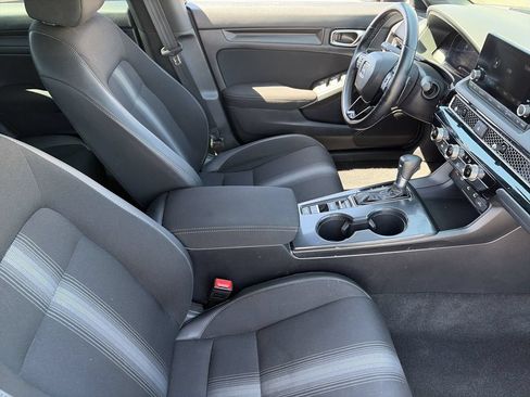 Used 2025 Honda Civic Sport image 11