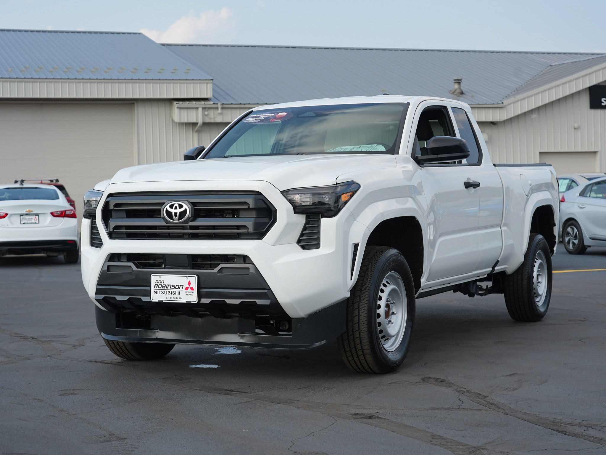 Used 2025 Toyota Tacoma SR RWD image 8