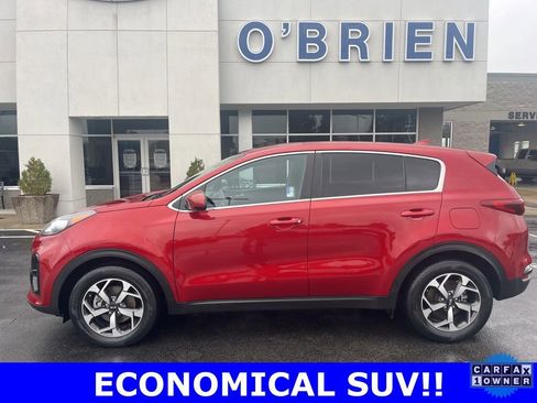 Used 2022 Kia Sportage LX image 2