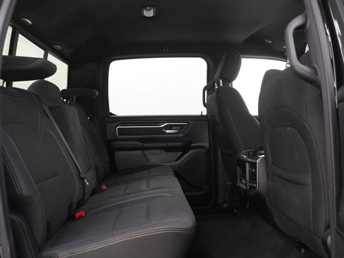 Used 2019 RAM 1500 Big Horn AWD/4WD image 12