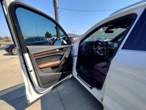 Used 2018 Audi Q5 Prestige w/ Prestige Package AWD/4WD image 10