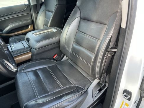 Used 2020 GMC Yukon Denali w/ Open Road Package AWD/4WD image 20