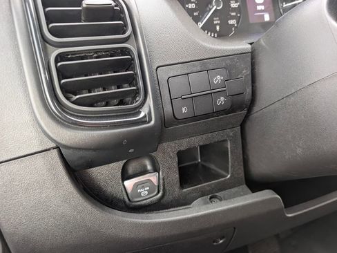 New 2026 RAM ProMaster 2500 w/ Convenience Group image 32