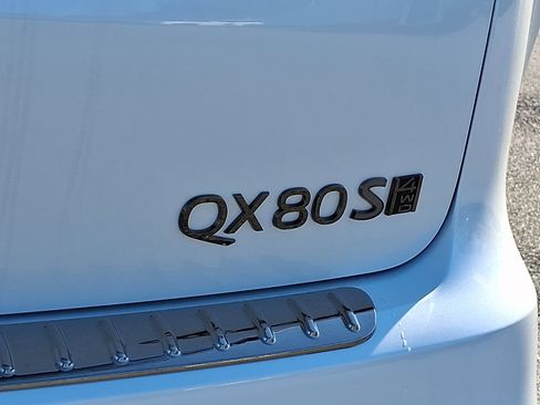 New 2026 INFINITI QX80 4WD image 23