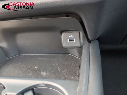 Used 2024 Honda HR-V LX image 31