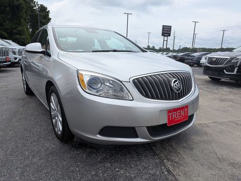 Used 2016 Buick Verano w/ Comfort Package FWD image 5