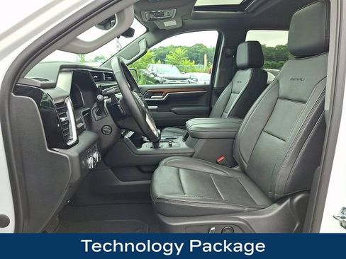 Used 2023 GMC Sierra 1500 Denali w/ Denali Reserve Package AWD/4WD image 2