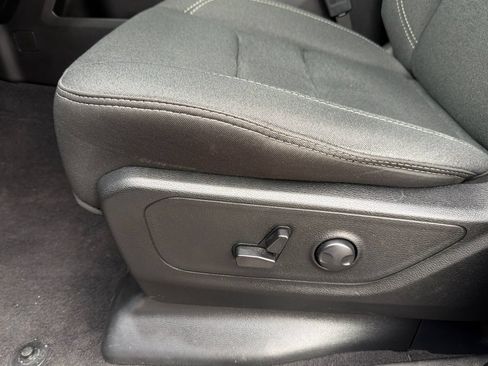 Used 2025 RAM 1500 Big Horn AWD/4WD image 12