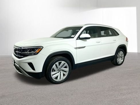 Used 2022 Volkswagen Atlas Cross Sport SE image 1