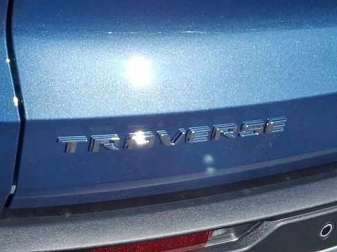 New 2026 Chevrolet Traverse LT image 25