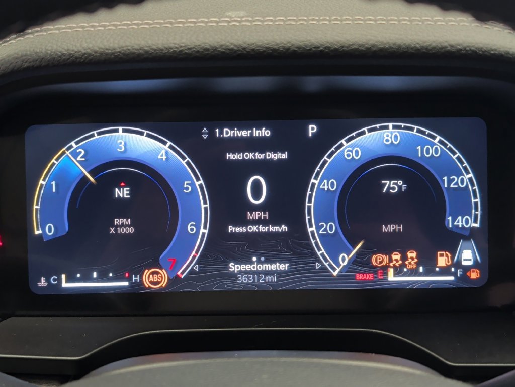 Used 2023 Jeep Grand Cherokee Limited AWD/4WD image 18