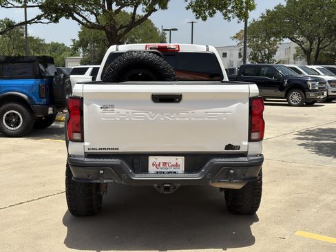 Used 2025 Chevrolet Colorado ZR2 w/ ZR2 Bison Edition AWD/4WD image 10