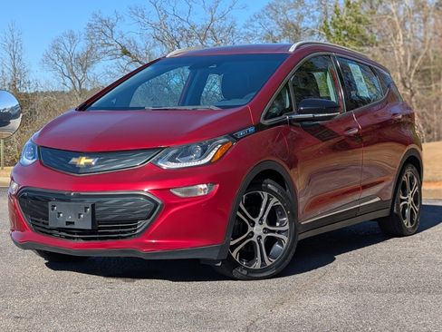 Used 2017 Chevrolet Bolt Premier w/ Driver Confidence II Package image 4