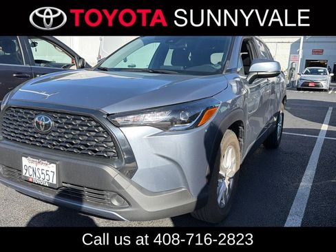 Used 2022 Toyota Corolla Cross LE image 1