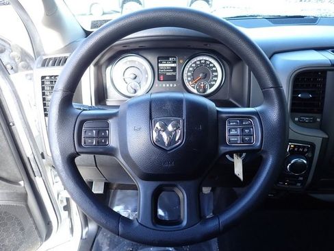 Used 2019 RAM 1500 Express image 24