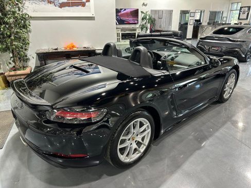 Used 2018 Porsche 718 Boxster RWD image 28
