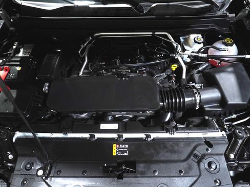 Used 2026 Chevrolet Colorado ZR2 AWD/4WD image 9