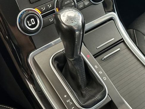 Used 2011 Land Rover Range Rover Sport Supercharged AWD/4WD image 23