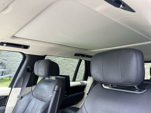 Certified 2023 Land Rover Range Rover Long Wheelbase Autobiography AWD/4WD image 18