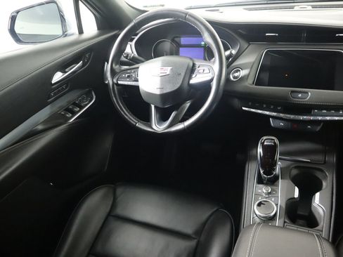 Used 2023 Cadillac XT4 Premium Luxury AWD/4WD image 31