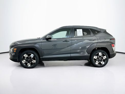 Used 2025 Hyundai Kona SEL AWD/4WD image 4