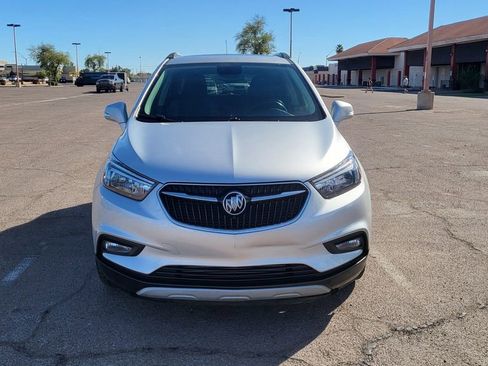 Used 2018 Buick Encore Preferred image 3
