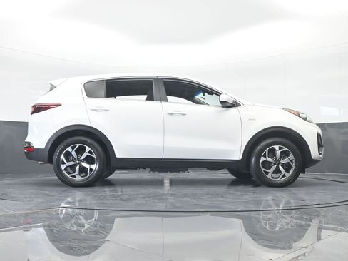 Used 2020 Kia Sportage LX image 60