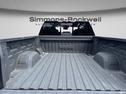 Used 2024 Chevrolet Silverado 1500 High Country AWD/4WD image 13