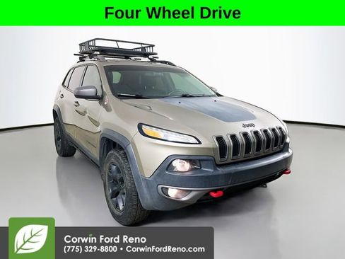 Used 2016 Jeep Cherokee Trailhawk w/ Comfort/Convenience Group image 1