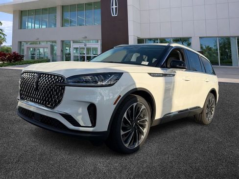 New 2026 Lincoln Aviator Reserve RWD image 3