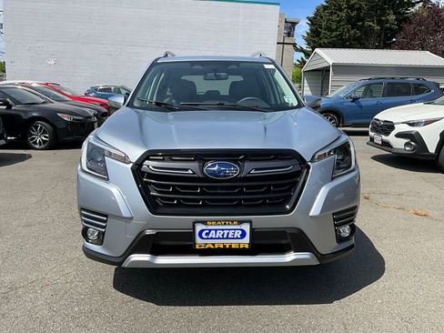 Certified 2022 Subaru Forester Touring AWD/4WD image 4