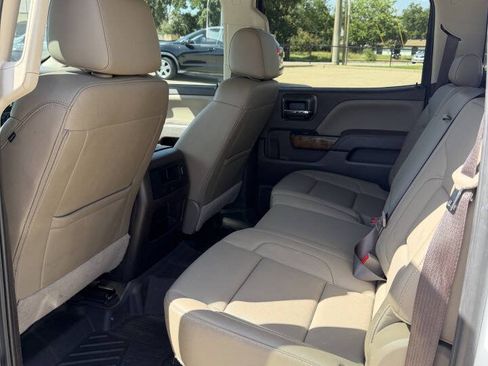 Used 2018 GMC Sierra 1500 SLT w/ Enhanced Driver Alert Package RWD image 7
