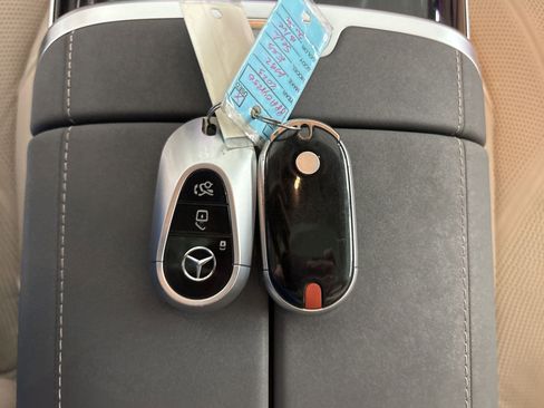 Certified 2023 Mercedes-Benz EQS 450+ 4MATIC Sedan image 33