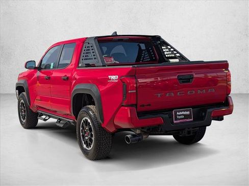 Used 2025 Toyota Tacoma TRD Off-Road image 7