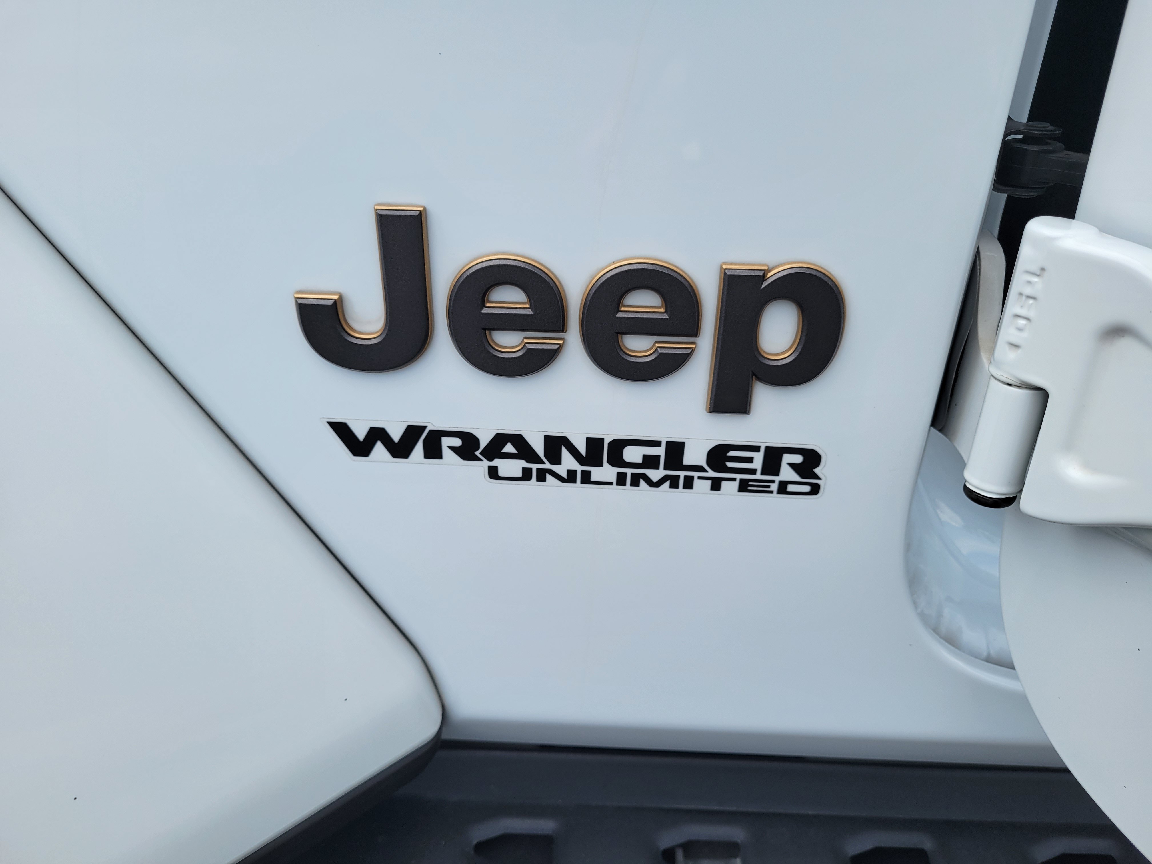 Used 2021 Jeep Wrangler Unlimited Rubicon AWD/4WD image 13