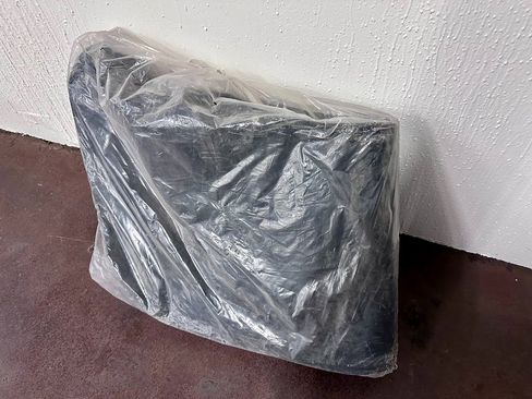 Used 2002 Ford Thunderbird Deluxe image 32