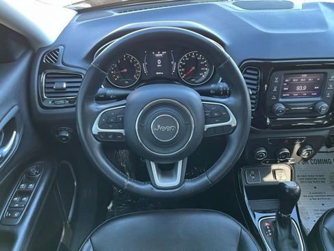 Used 2018 Jeep Compass Altitude image 12