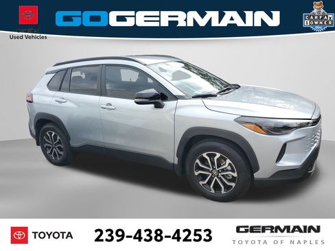 Used 2026 Toyota Corolla Cross SE image 5