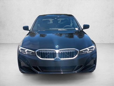 Used 2025 BMW 330i Sedan image 2
