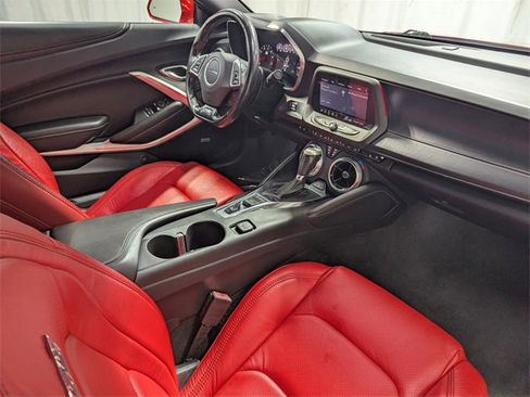 Used 2020 Chevrolet Camaro SS image 10