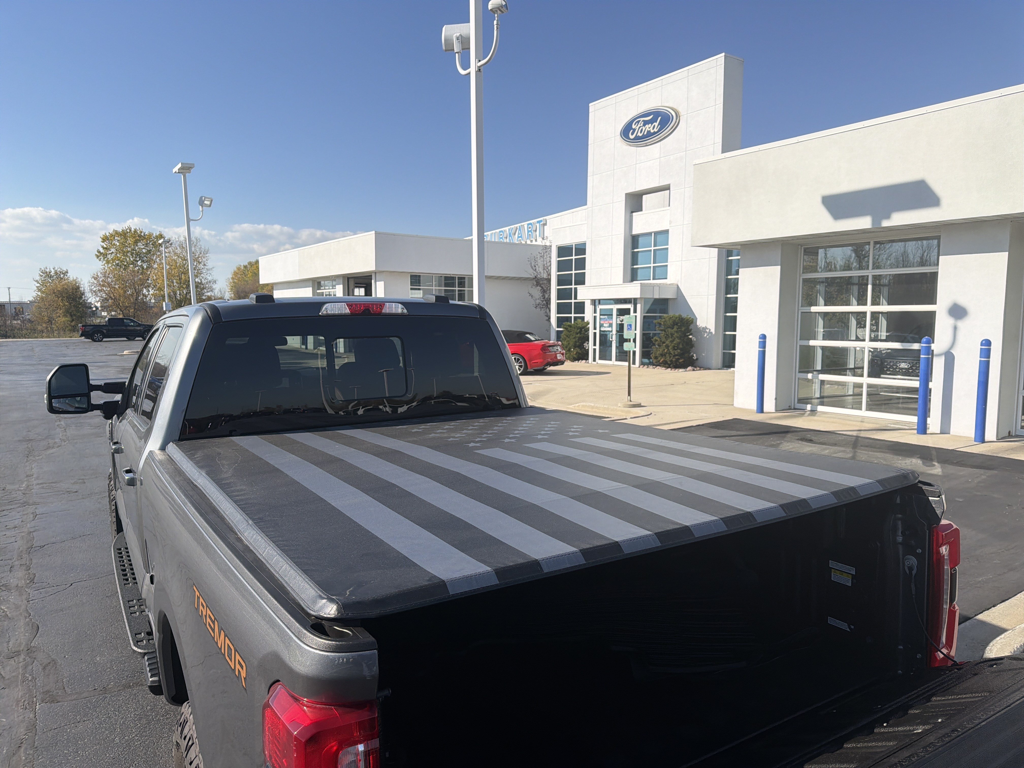 Used 2023 Ford F350 Lariat w/ Lariat Ultimate Package AWD/4WD image 18