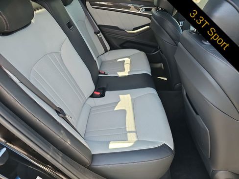 Used 2018 Genesis G80 3.3T Sport RWD image 17