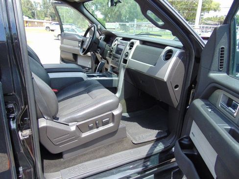 Used 2012 Ford F150 Raptor w/ Raptor Luxury Pkg image 18
